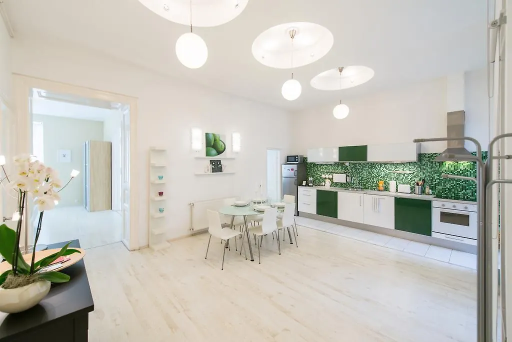 Oasis Apartments - Budapest City Park Ungern