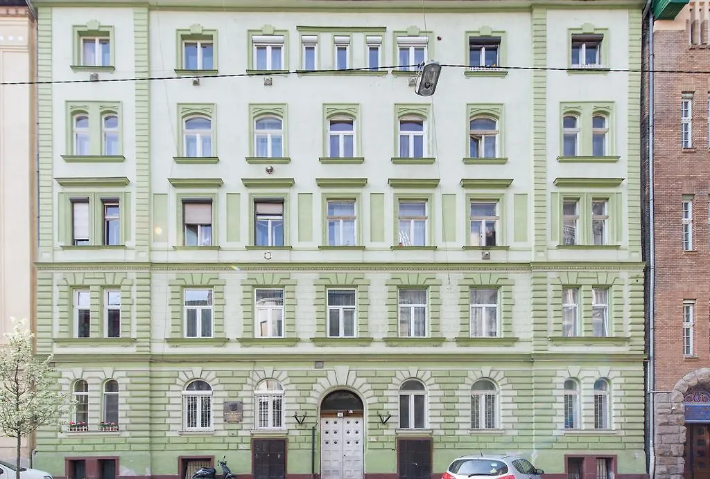 Oasis Apartments - Budapest City Park